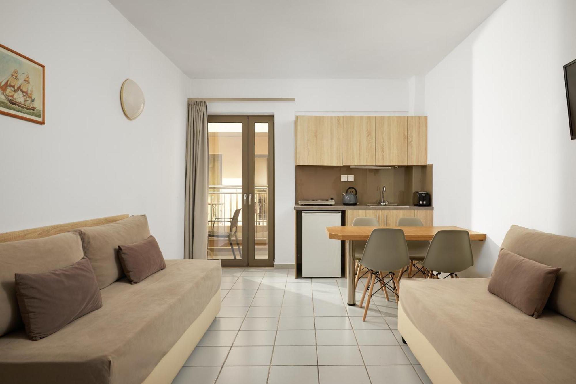 הרסוניסוס Acropolis Apartments מראה חיצוני תמונה