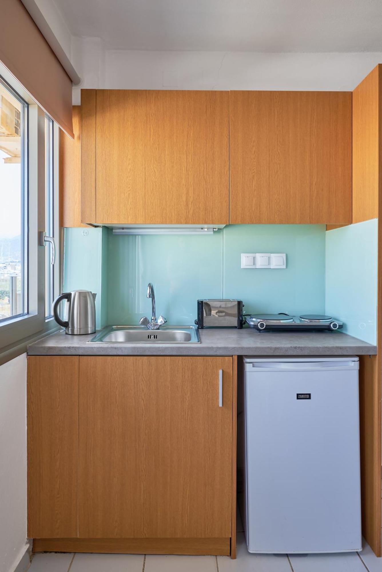הרסוניסוס Acropolis Apartments מראה חיצוני תמונה