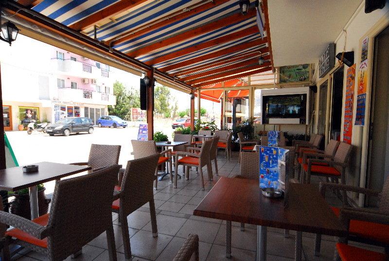 הרסוניסוס Acropolis Apartments מראה חיצוני תמונה