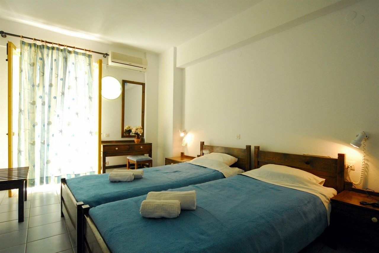 הרסוניסוס Acropolis Apartments מראה חיצוני תמונה